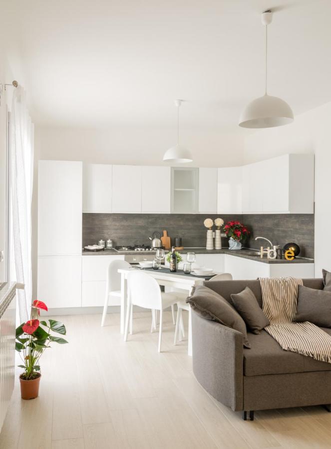 Fco Secrets Luxury Apartment Fiumicino Exterior photo