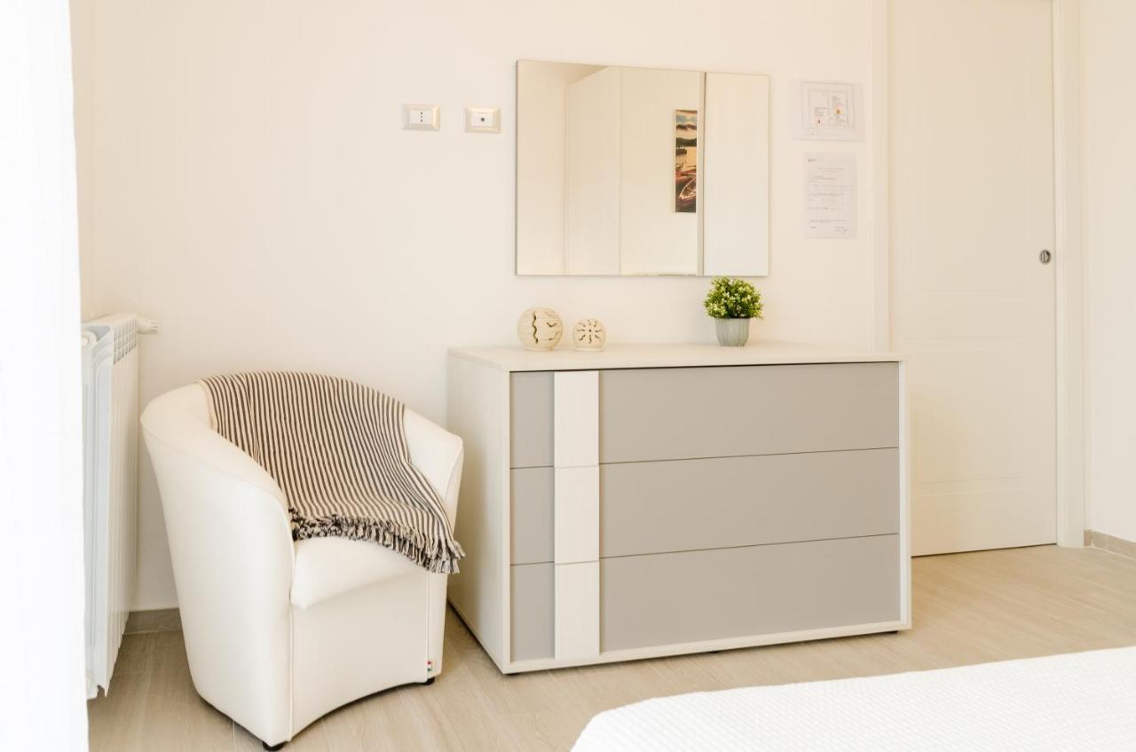 Fco Secrets Luxury Apartment Fiumicino Exterior photo